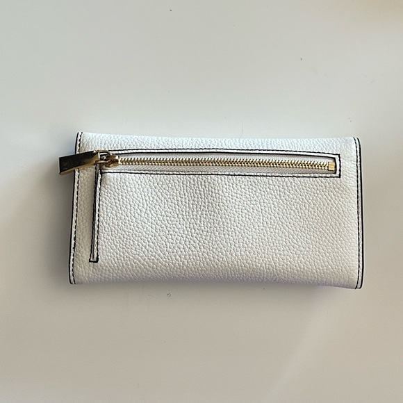 Michael Kors Wallet - Picture 2 of 5